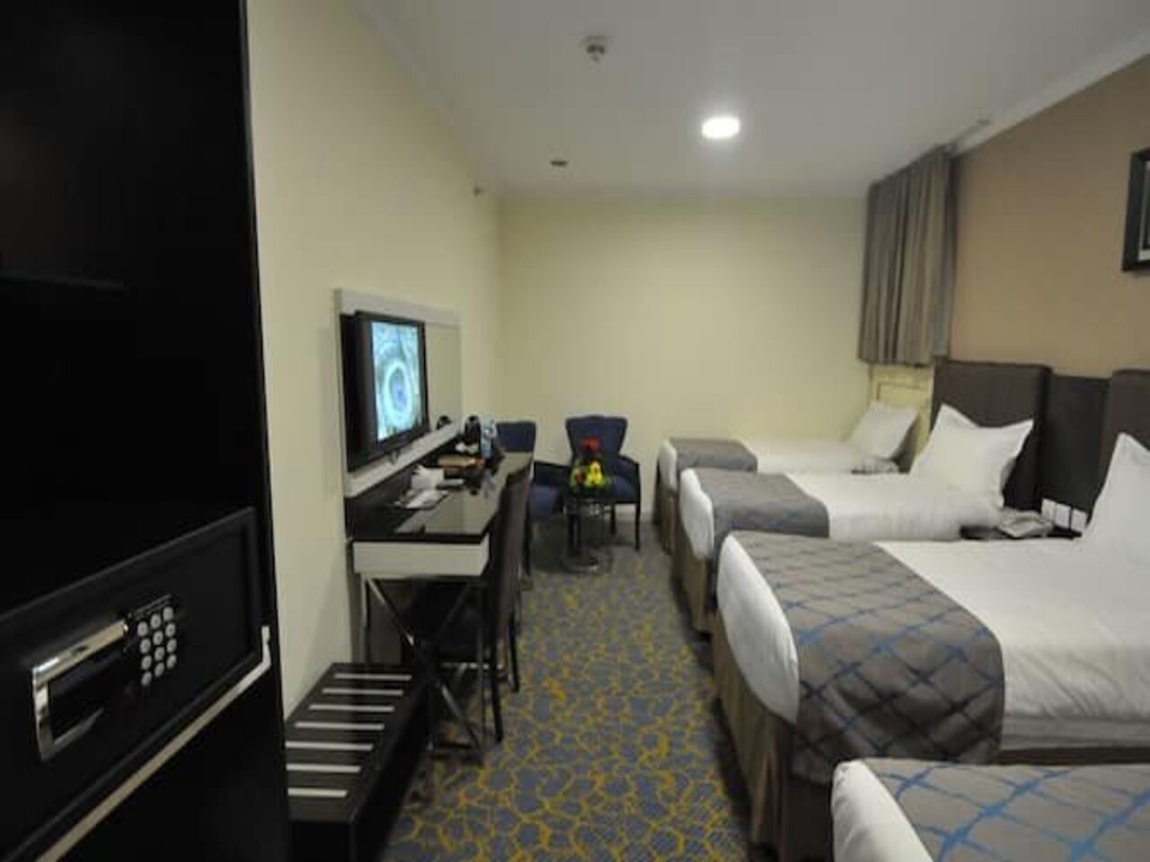 Azka Al Safa Hotel