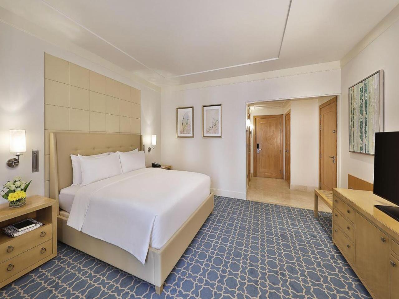 Hilton Convention Hotel