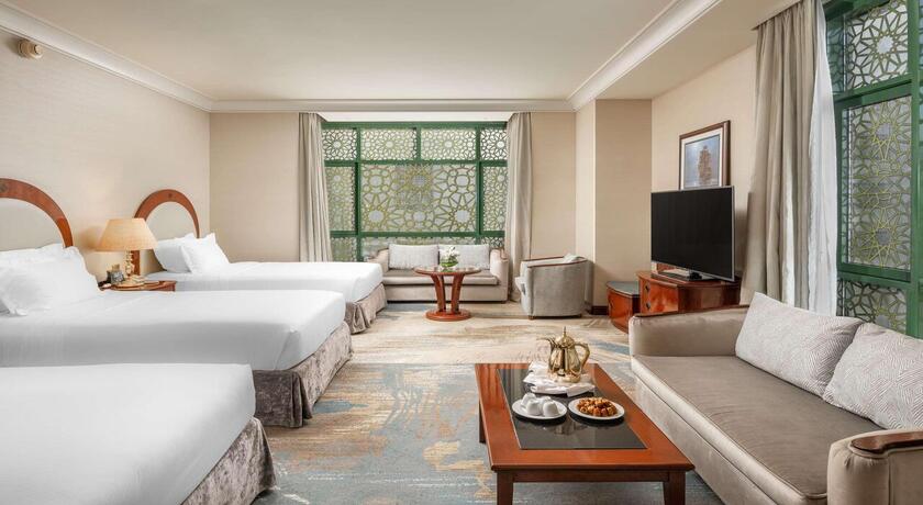 4 Star 14 Nights August Umrah Package